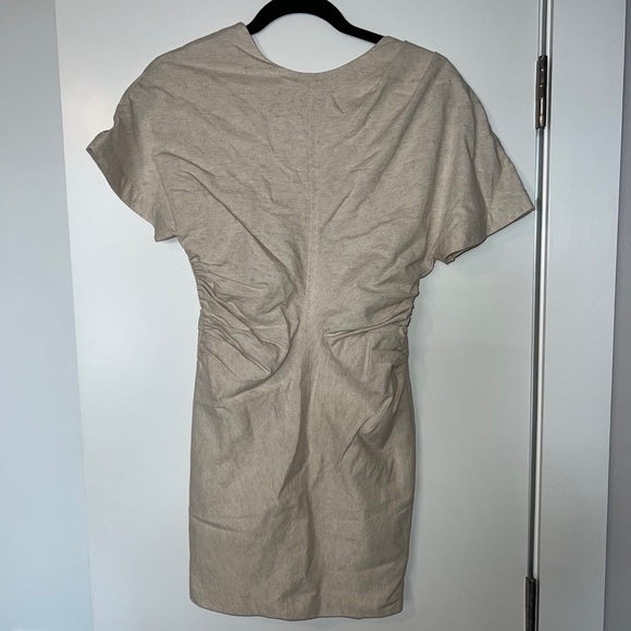 Dress - Picture 2 of 4